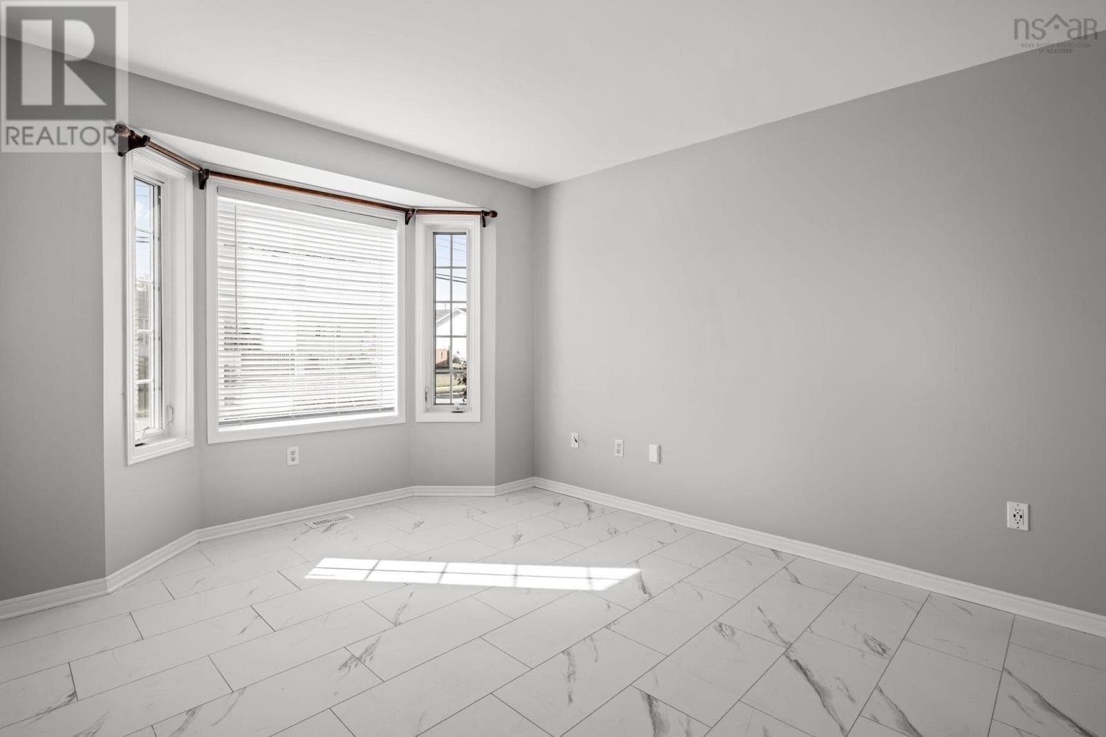 56 SAMUEL DANIAL DRIVE — photo 2