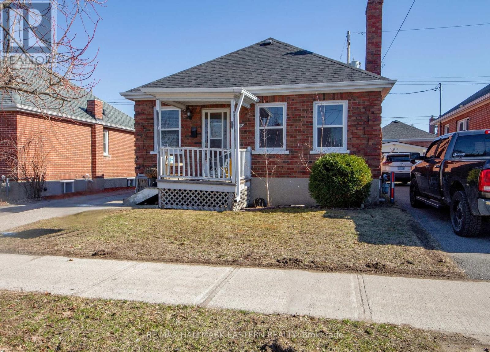 579 MCCANNAN AVENUE — photo 2