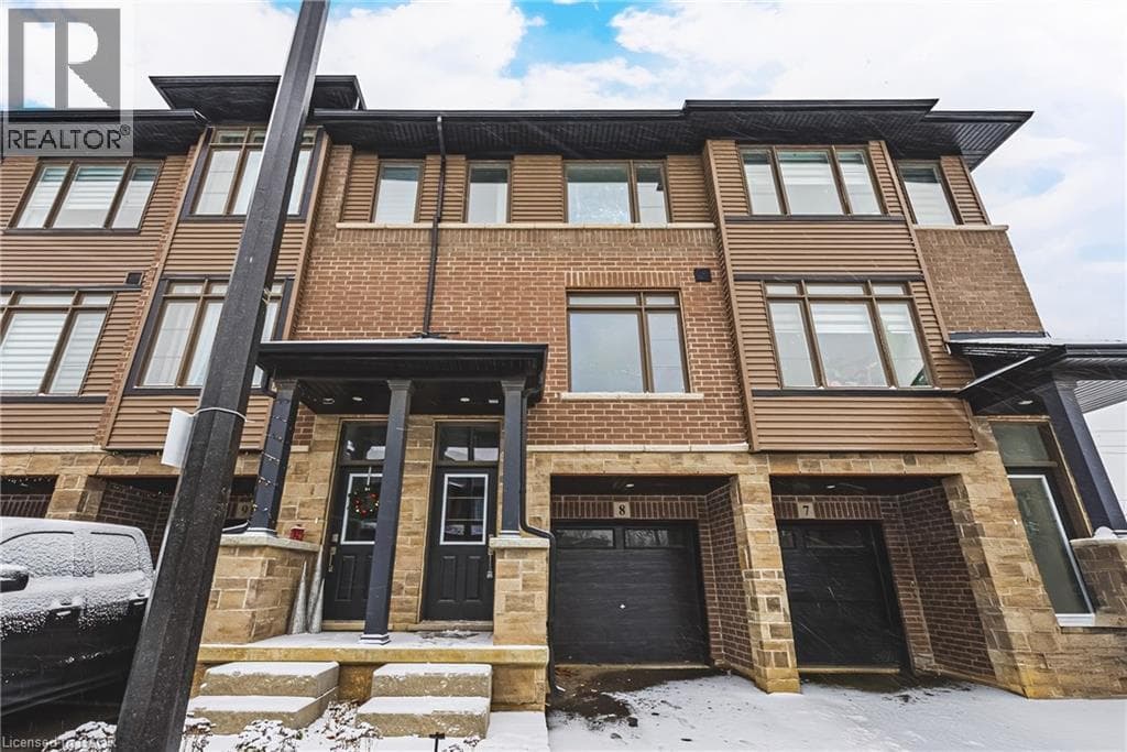 120 COURT Drive Unit# 8 in 