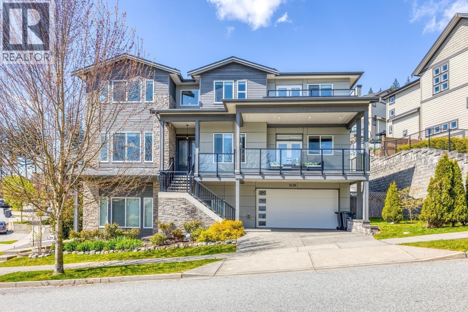 1438 STRAWLINE HILL STREET in 