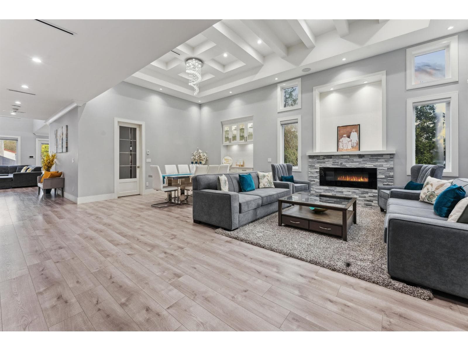 6710 137A STREET — photo 3