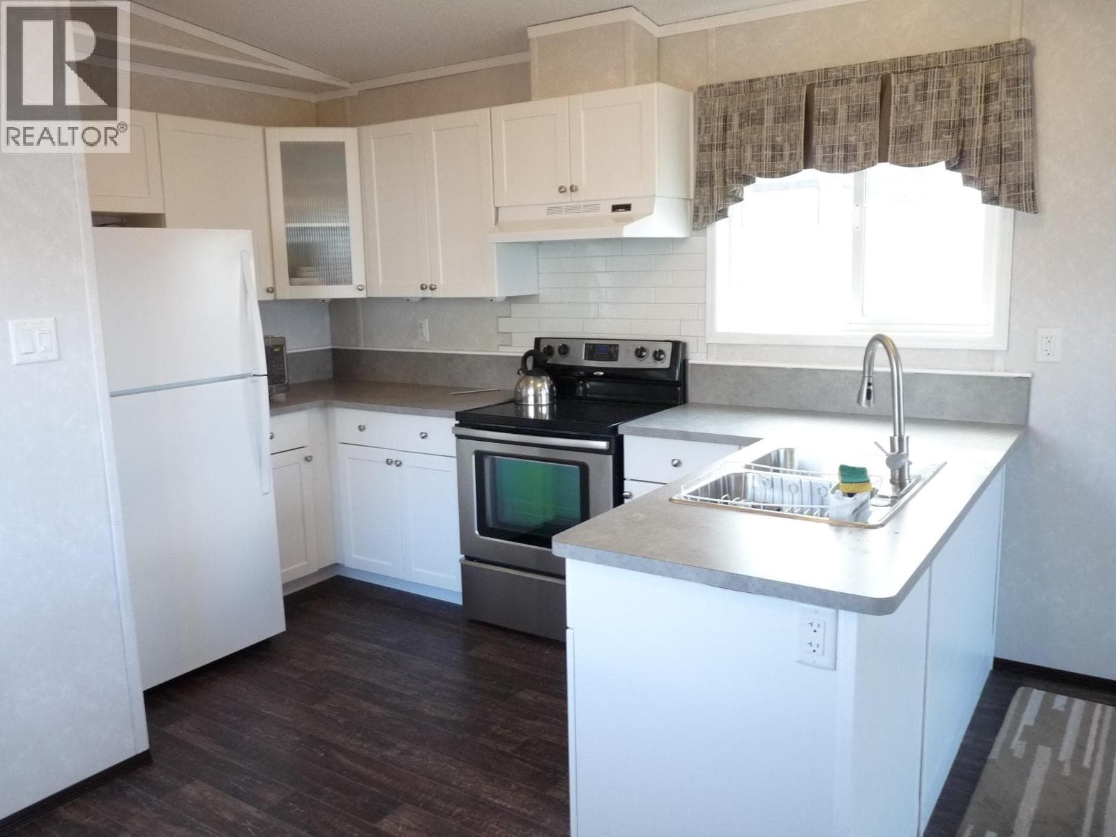 771 Athabasca Street E Unit# 56, Interior REALTORS® — photo 3