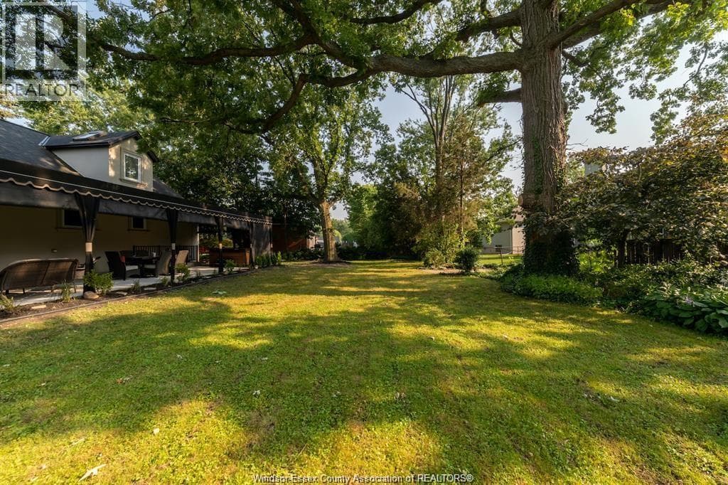 4251 ROSELAND DRIVE WEST in Roseland