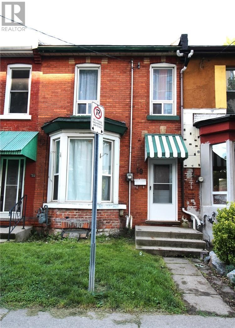19 EMERALD STREET NORTH, Toronto — photo 5