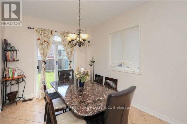 71 BATCHFORD CRESCENT — photo 5
