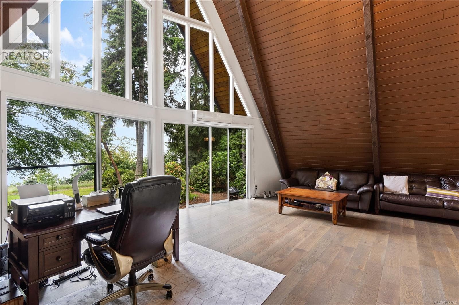 5948 WALDBANK ROAD, Vancouver Island — photo 2
