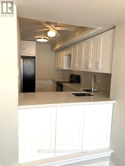3 DAVY POINT CIRCLE, Toronto — photo 4
