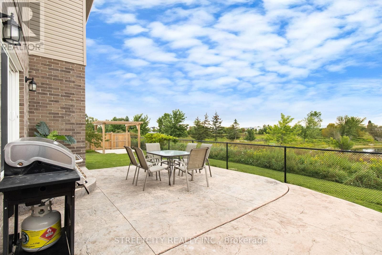 4453 LISMER LANE — photo 4