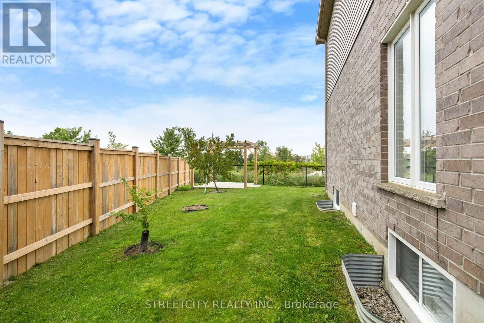 4453 LISMER LANE in 
