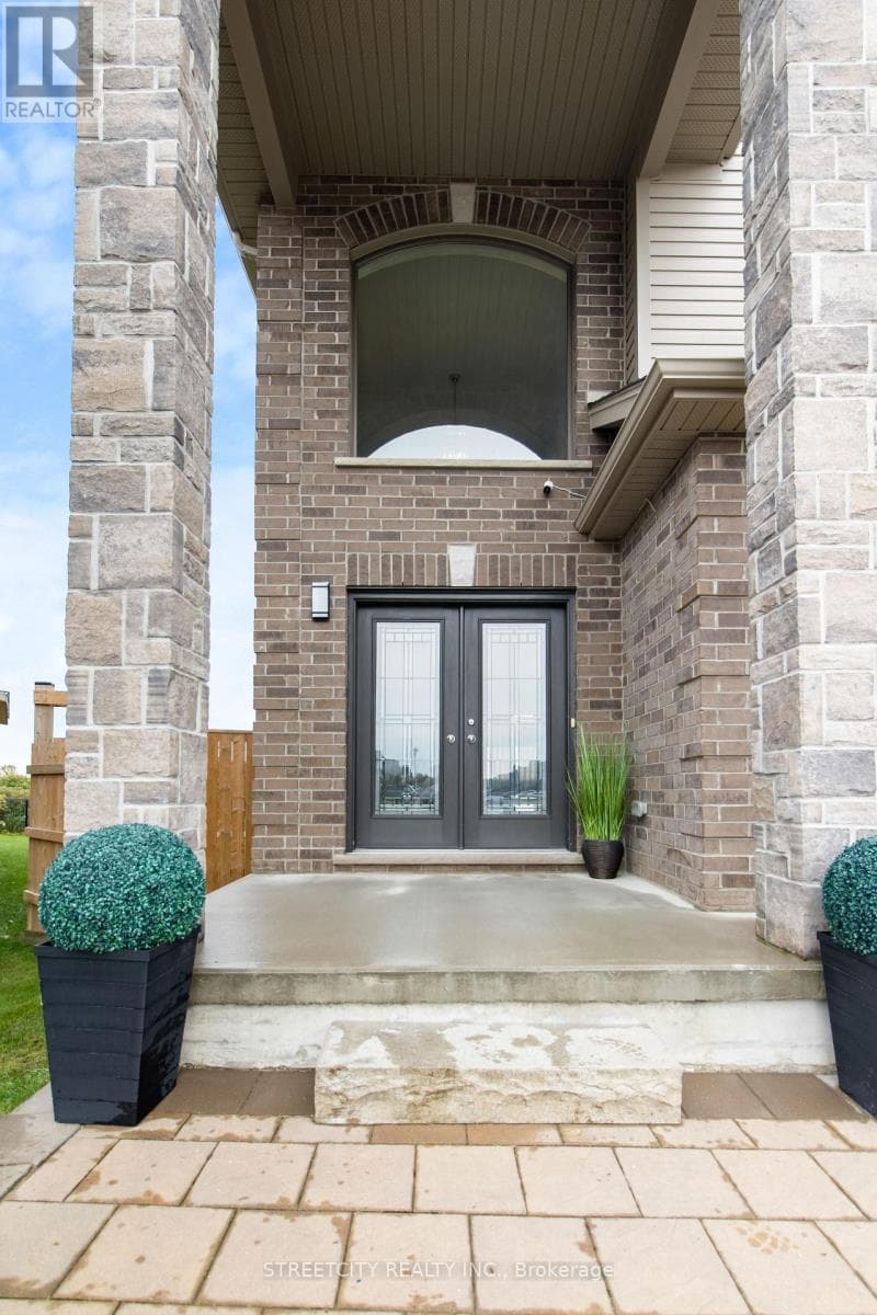 4453 LISMER LANE — photo 2