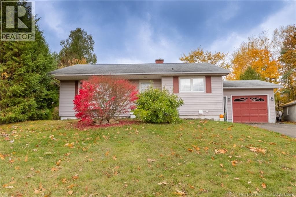 427 HOLDEN STREET — photo 2