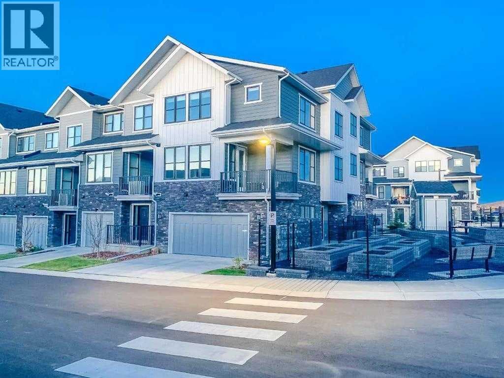 917 CRESTRIDGE COMMON SOUTHWEST in 01H