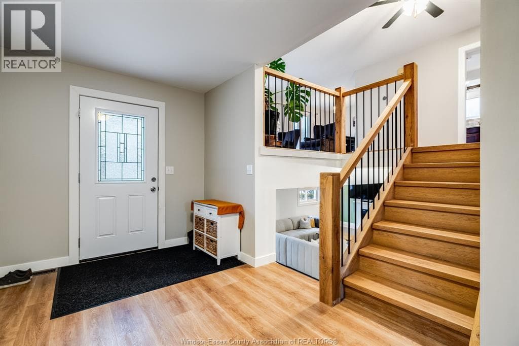 250 Applewood Rd — photo 3