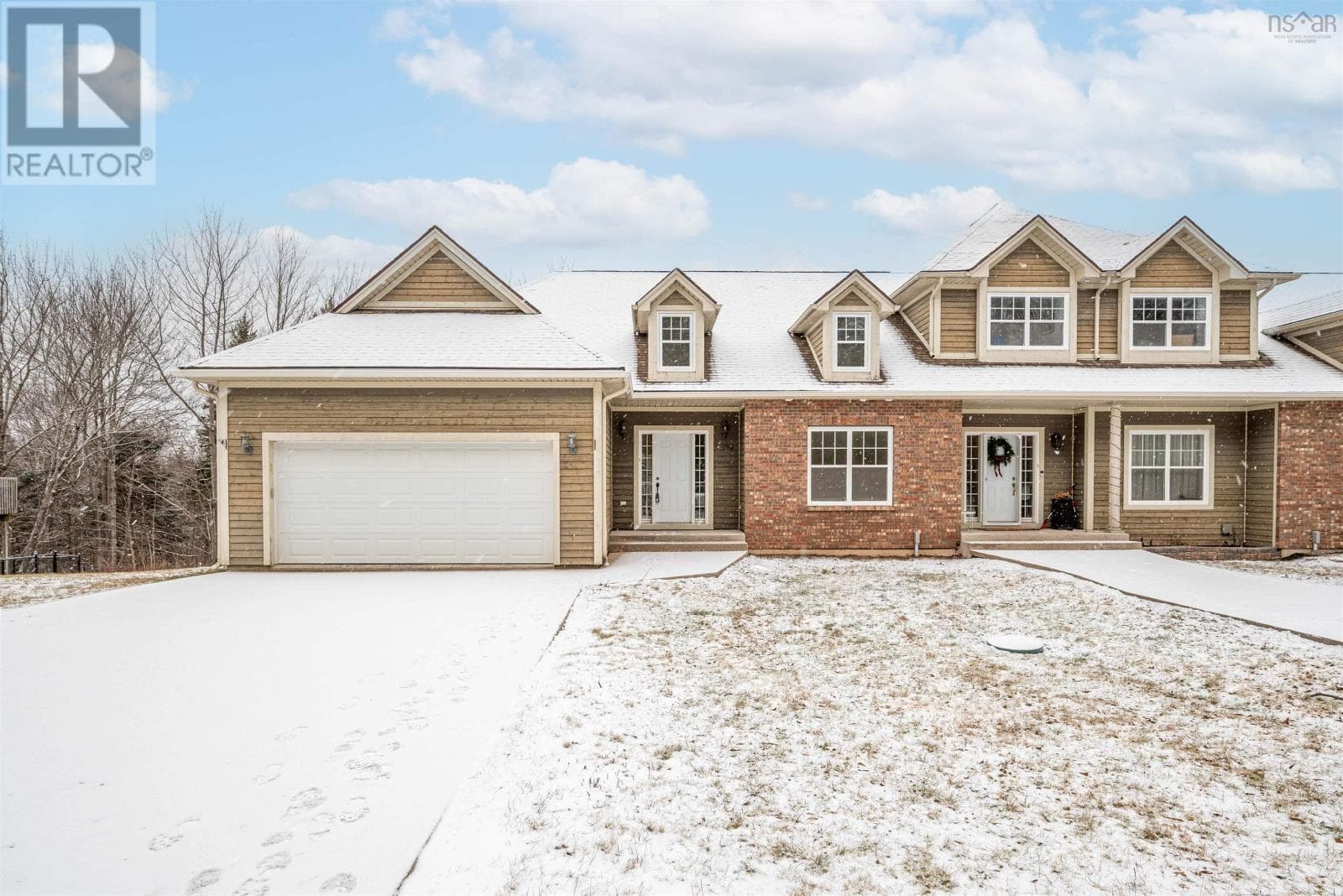 190 BALLYBUNION RUN in HAMMONDS PLAINS