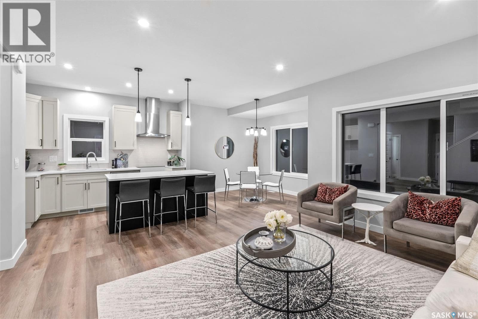 9 Vancouver CRESCENT in 