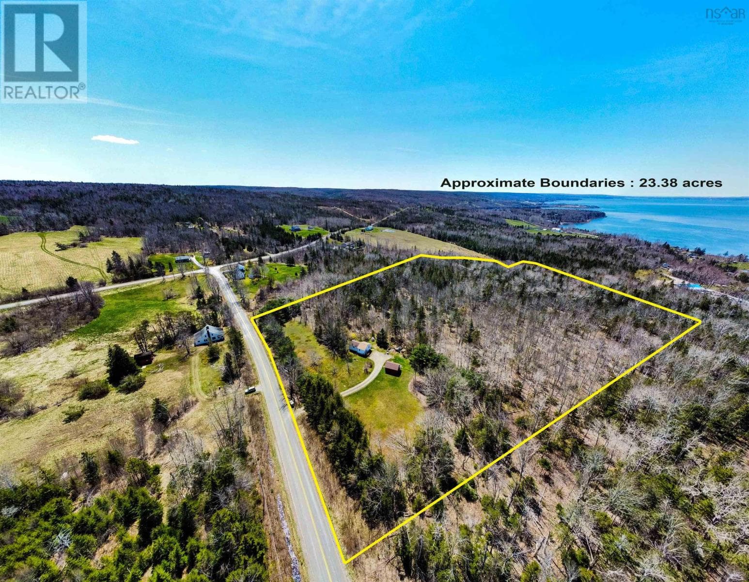 351 OLD POST ROAD — photo 3