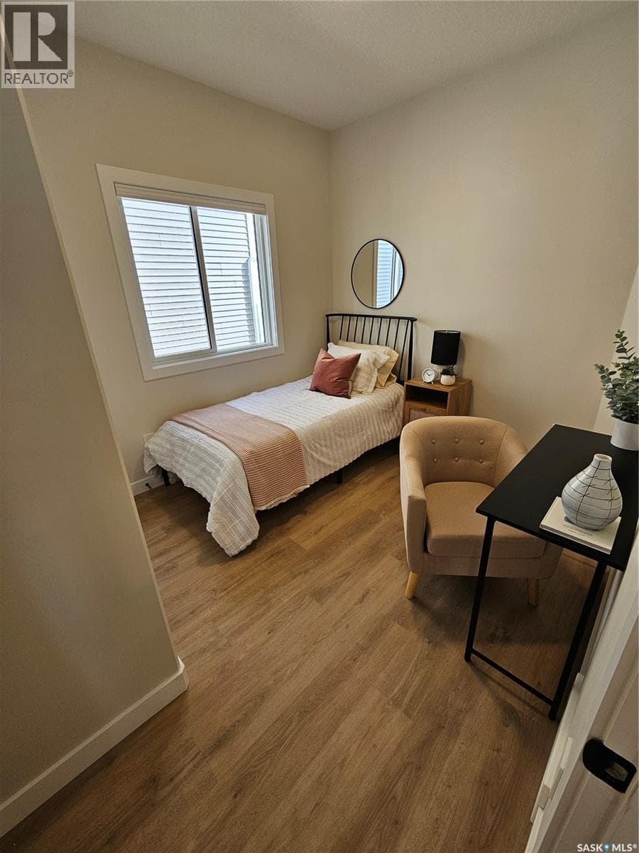 7 Vancouver CRESCENT — photo 4