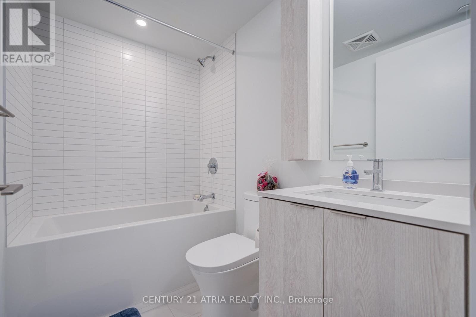 1418 - 3009 NOVAR ROAD — photo 2