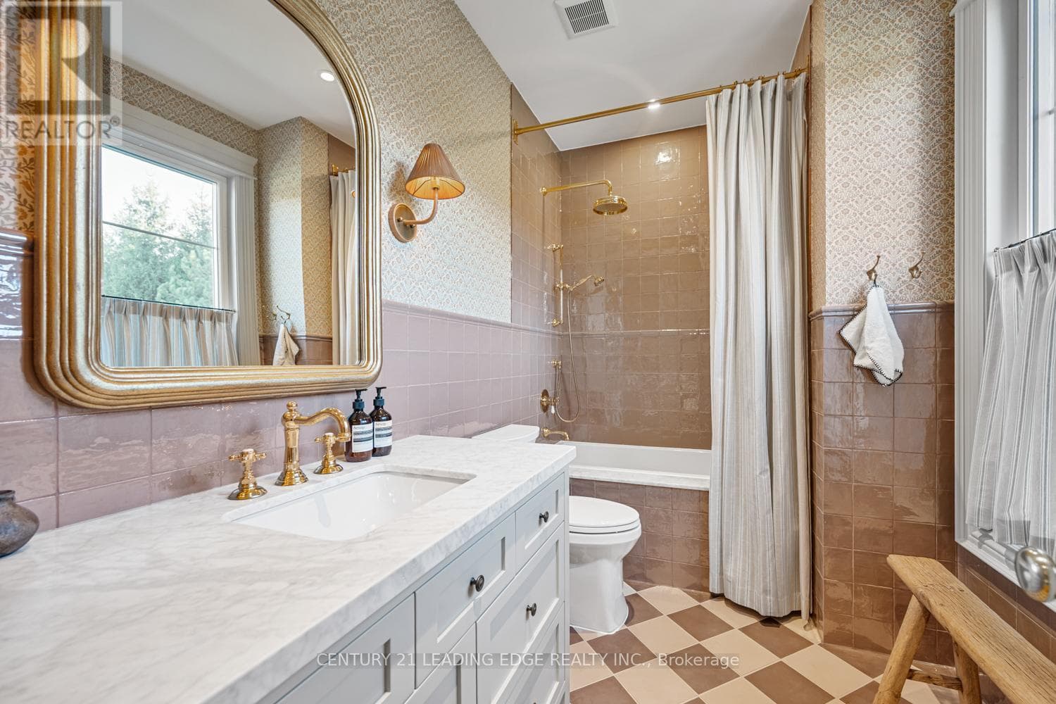 43 NEWTON REED CRESCENT — photo 4