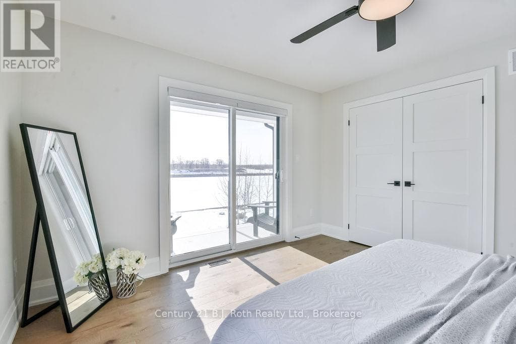 27 - 53 DOCK LANE, OnePoint — photo 3