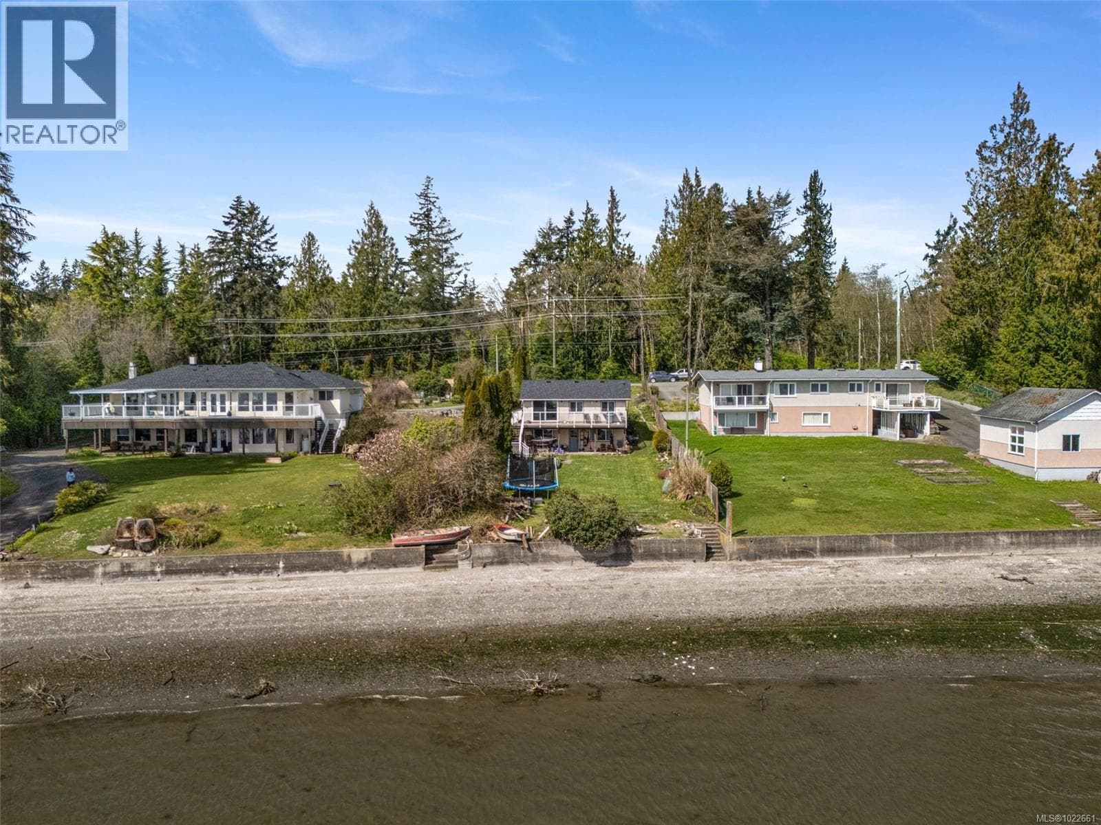 5979 SOOKE ROAD — photo 2