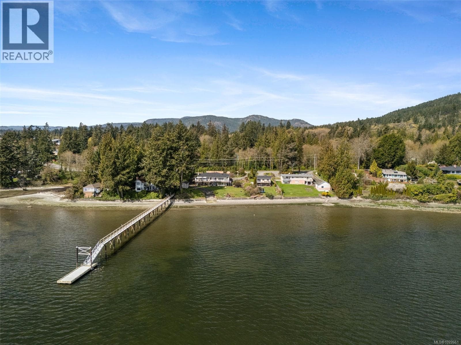 5979 SOOKE ROAD — photo 4