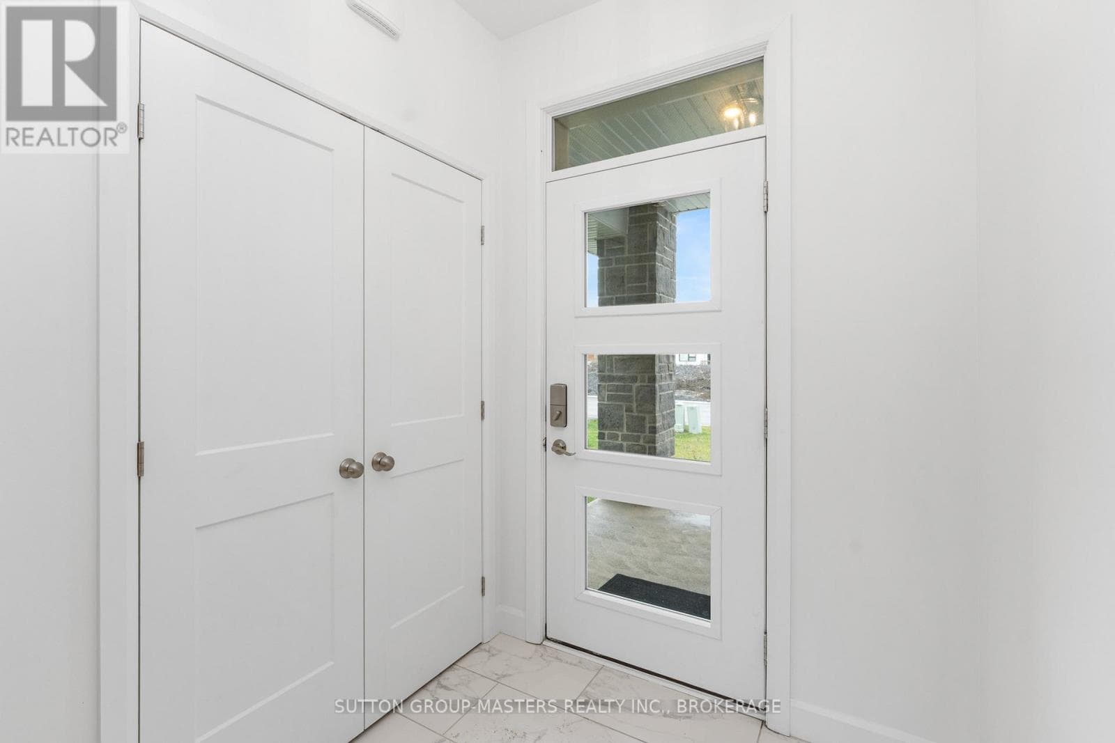229 SUPERIOR DRIVE — photo 5