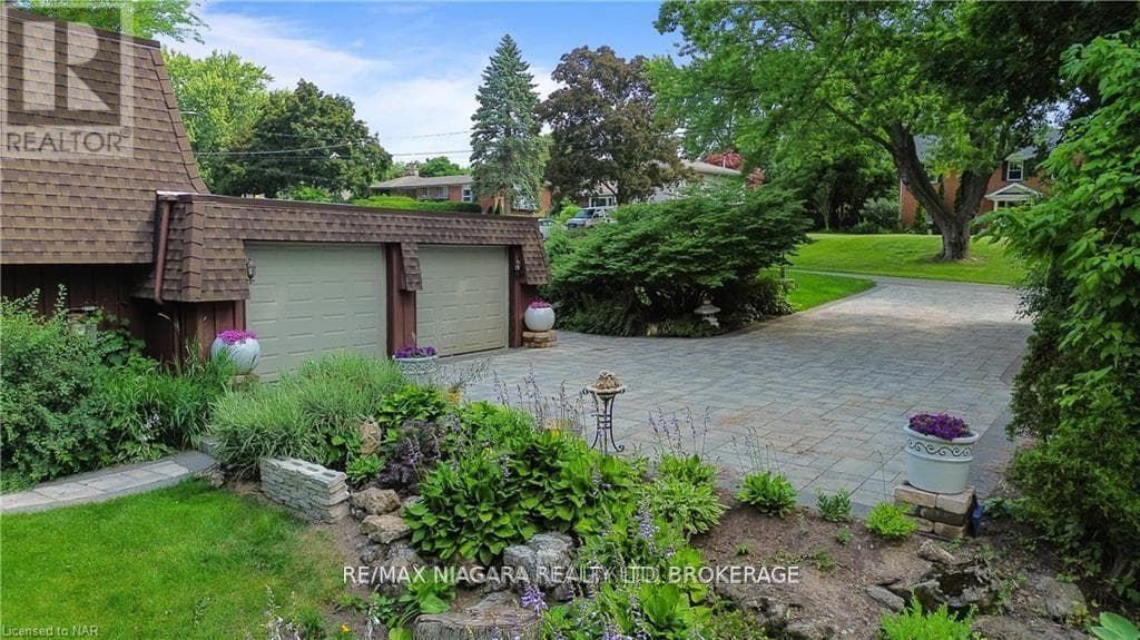 50 MELROSE DRIVE — photo 4