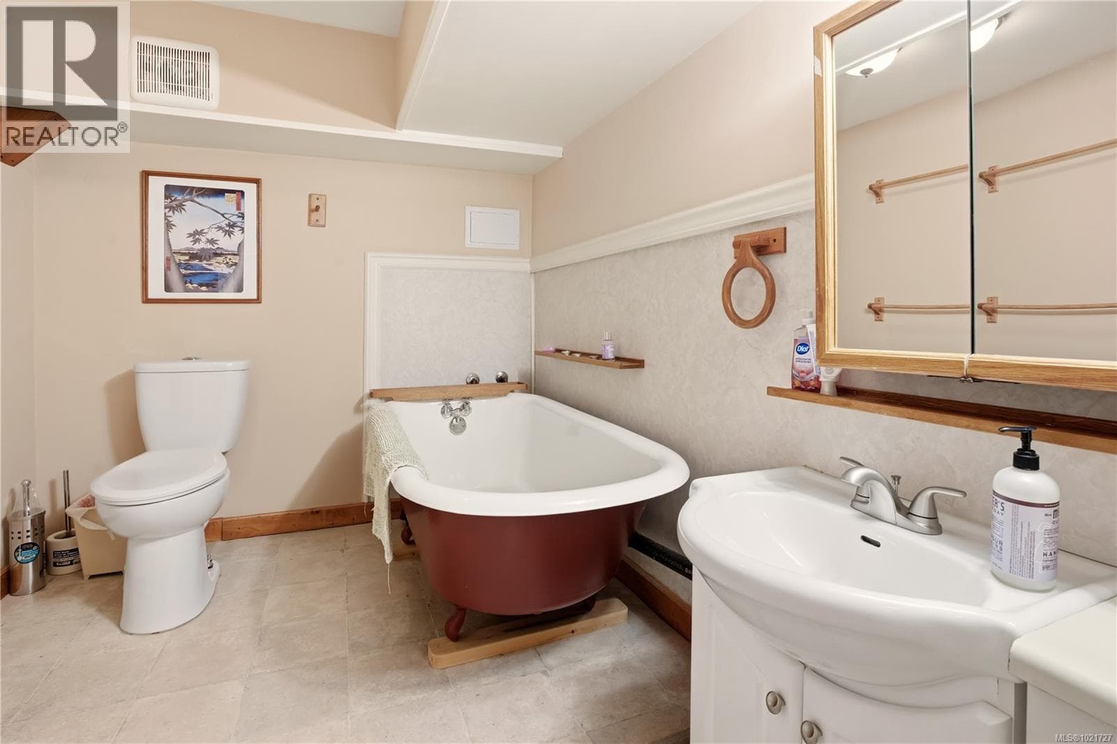 9644 Lakeshore Rd — photo 4