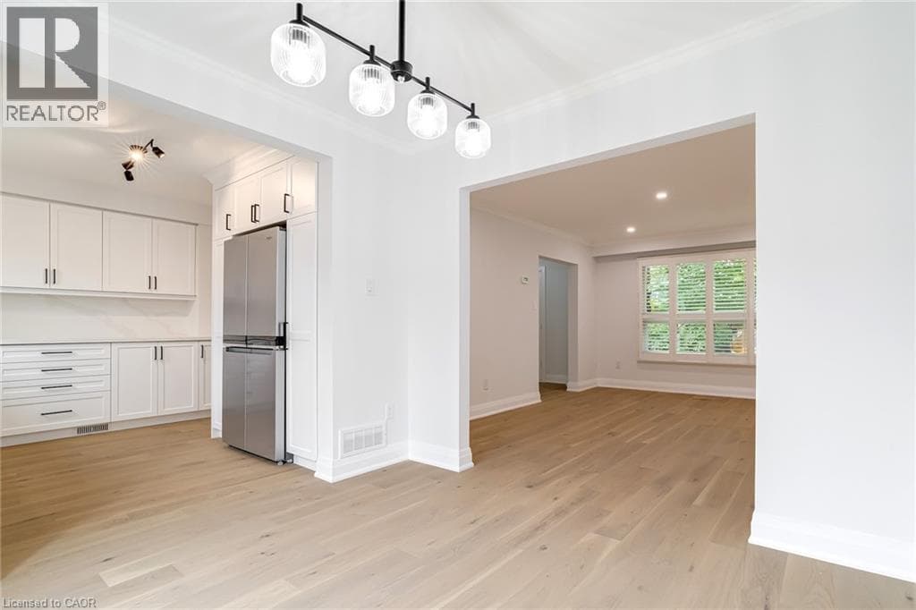 5475 LAKESHORE ROAD UNIT 4 — photo 5