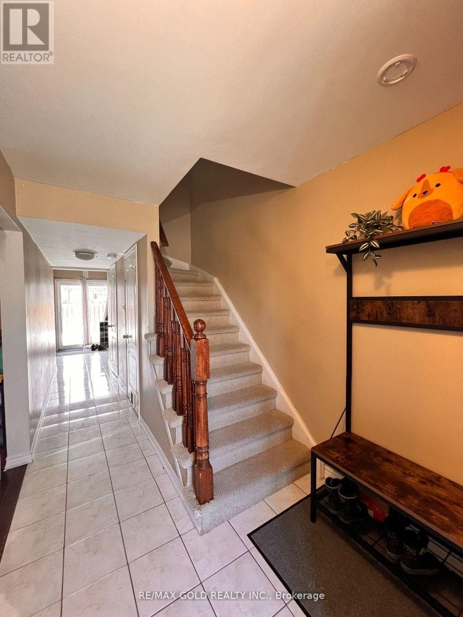 5 - 1020 CENTRAL PARK DRIVE — photo 2
