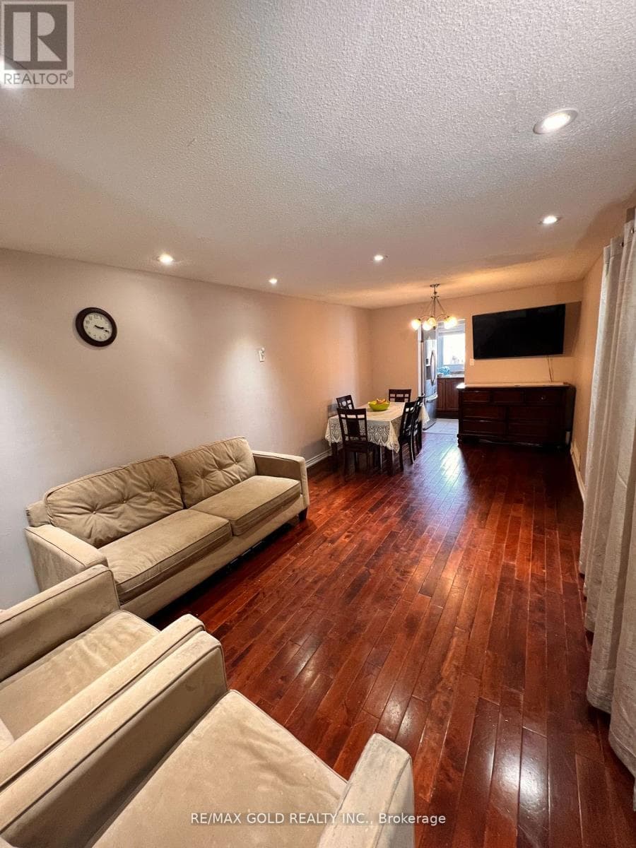 5 - 1020 CENTRAL PARK DRIVE — photo 4