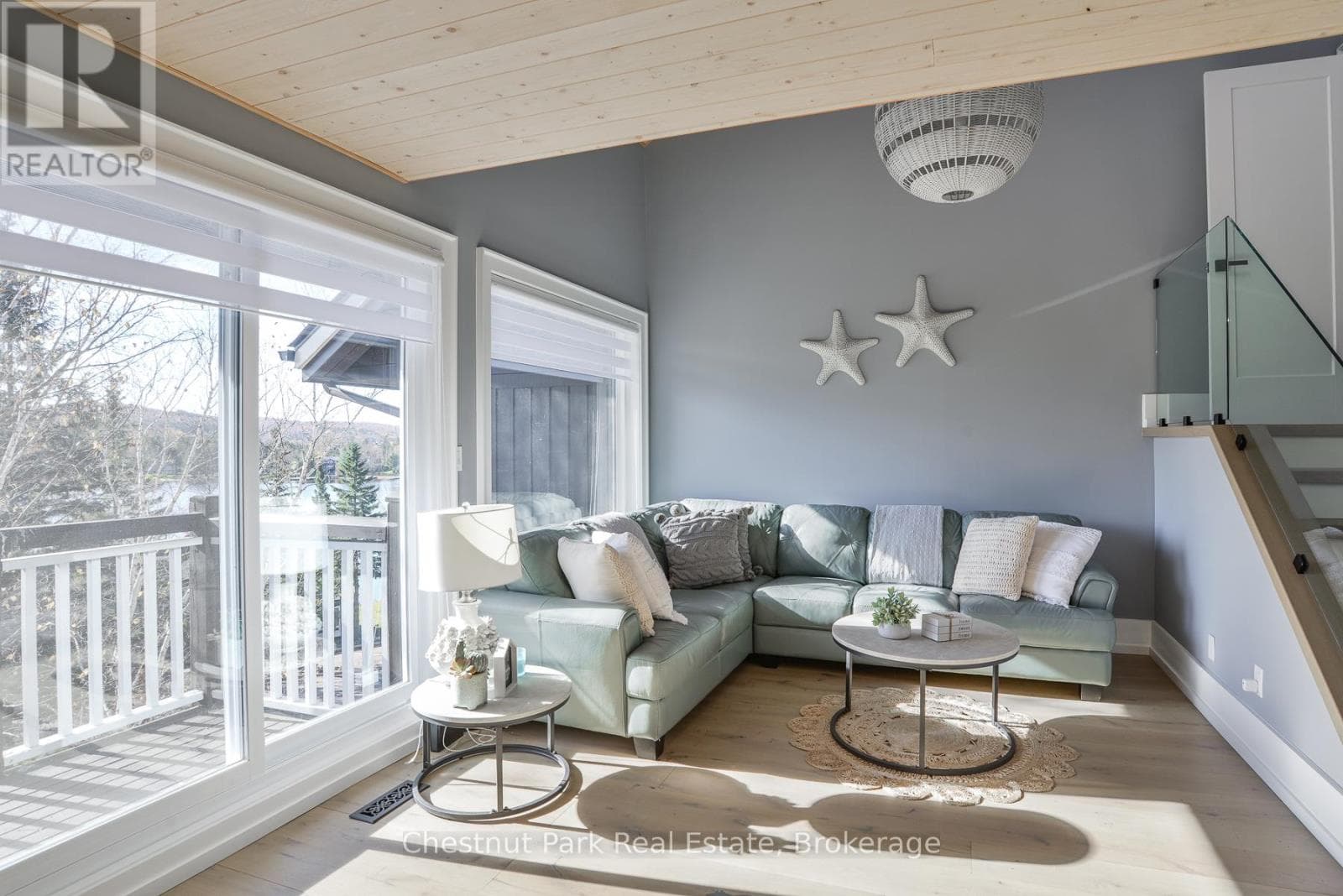 4 TURNER DRIVE — photo 5