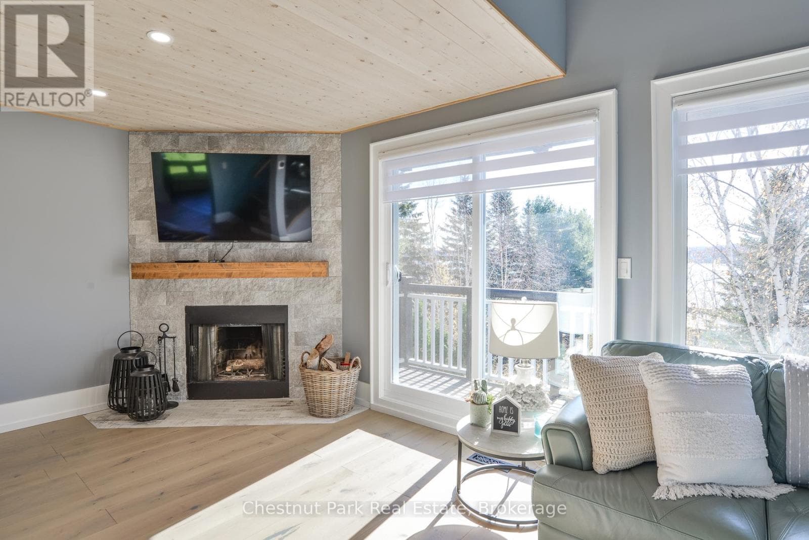 4 TURNER DRIVE — photo 4