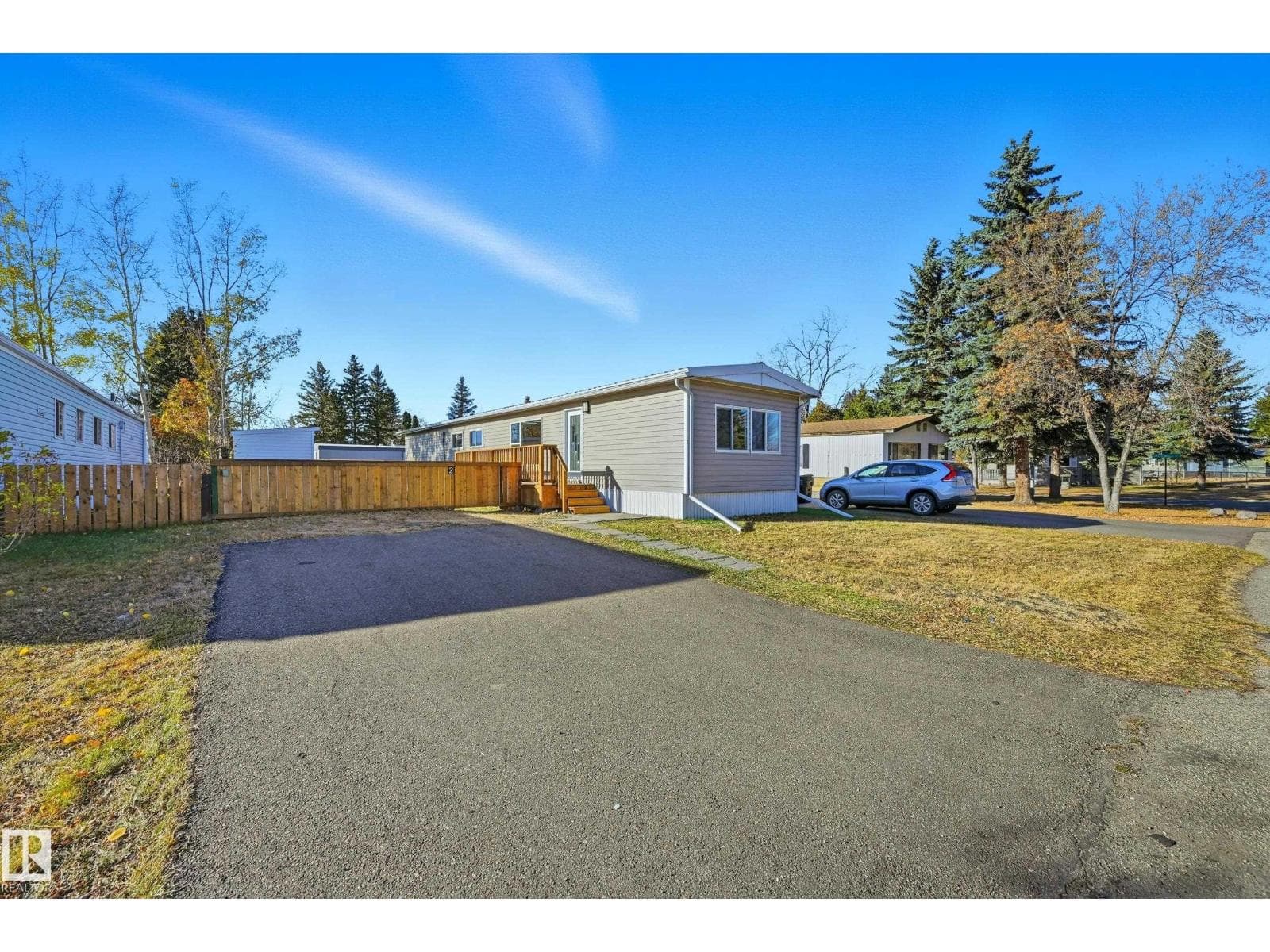 2 MEADOW DRIVE NORTHWEST — photo 2