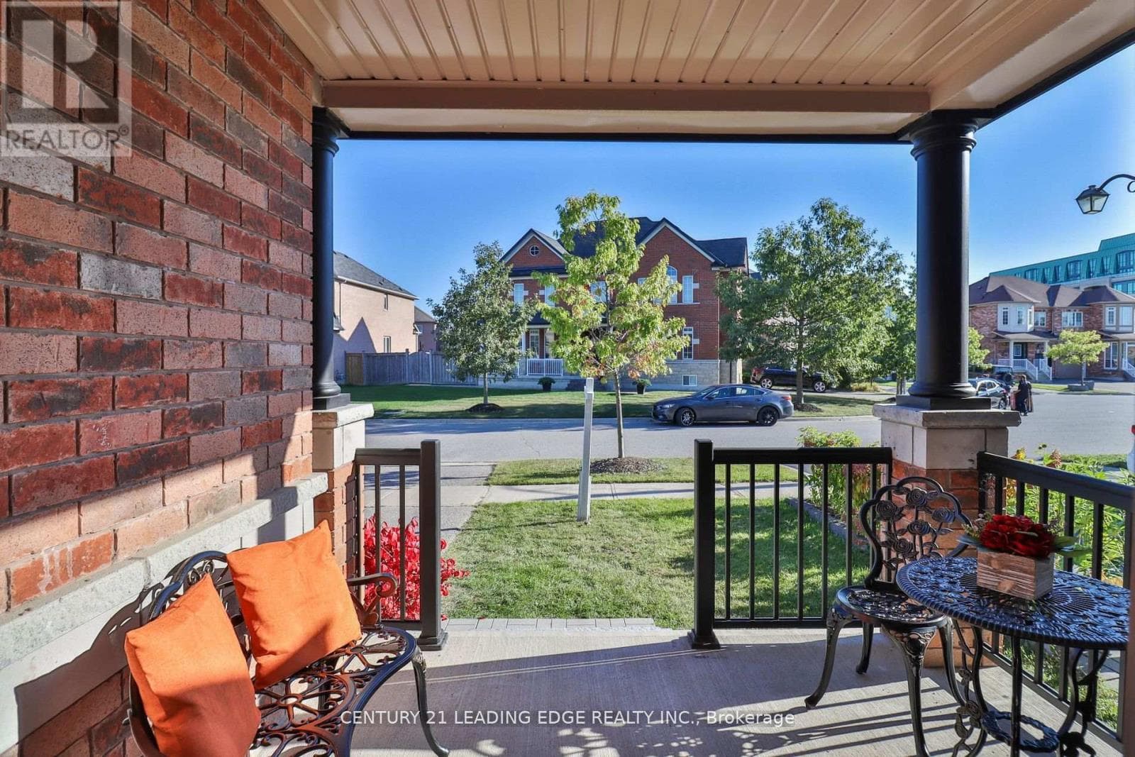 15 ROBERTDALE COURT, Toronto — photo 3