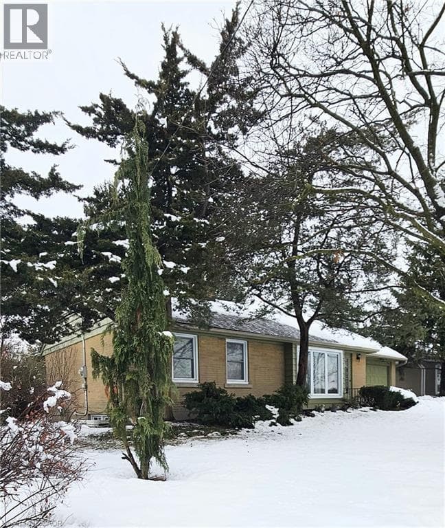 379 ST. LEGER Street — photo 2