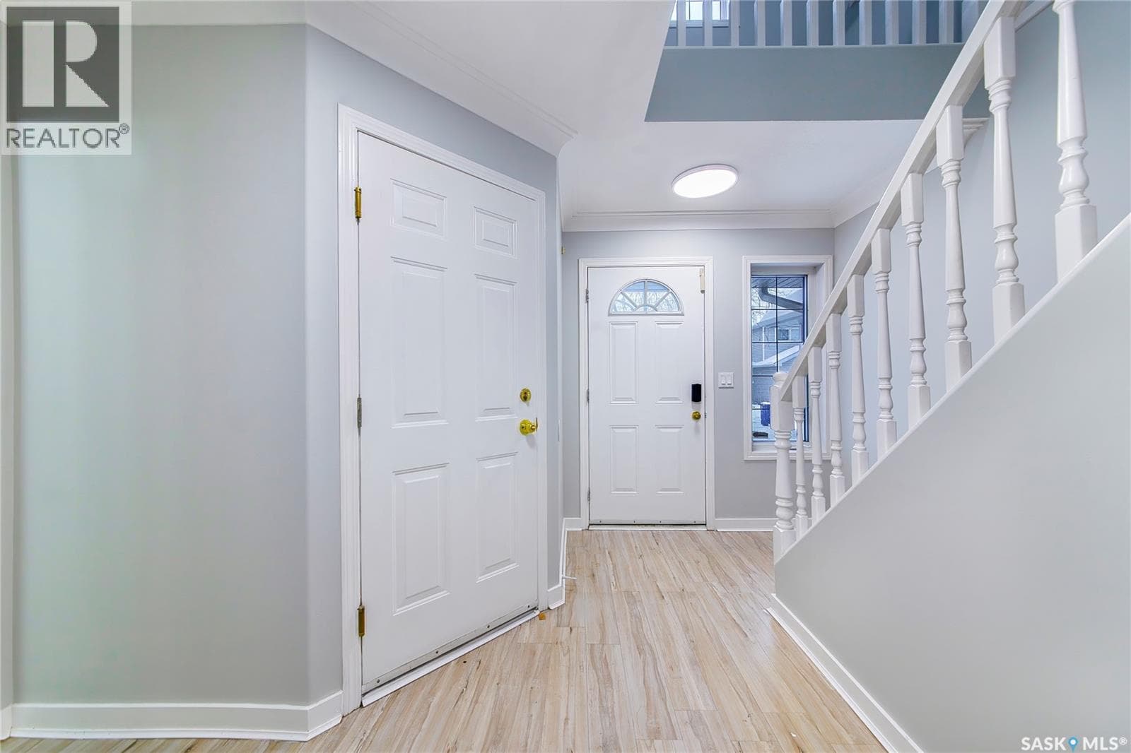28 215 Pinehouse DRIVE — photo 4