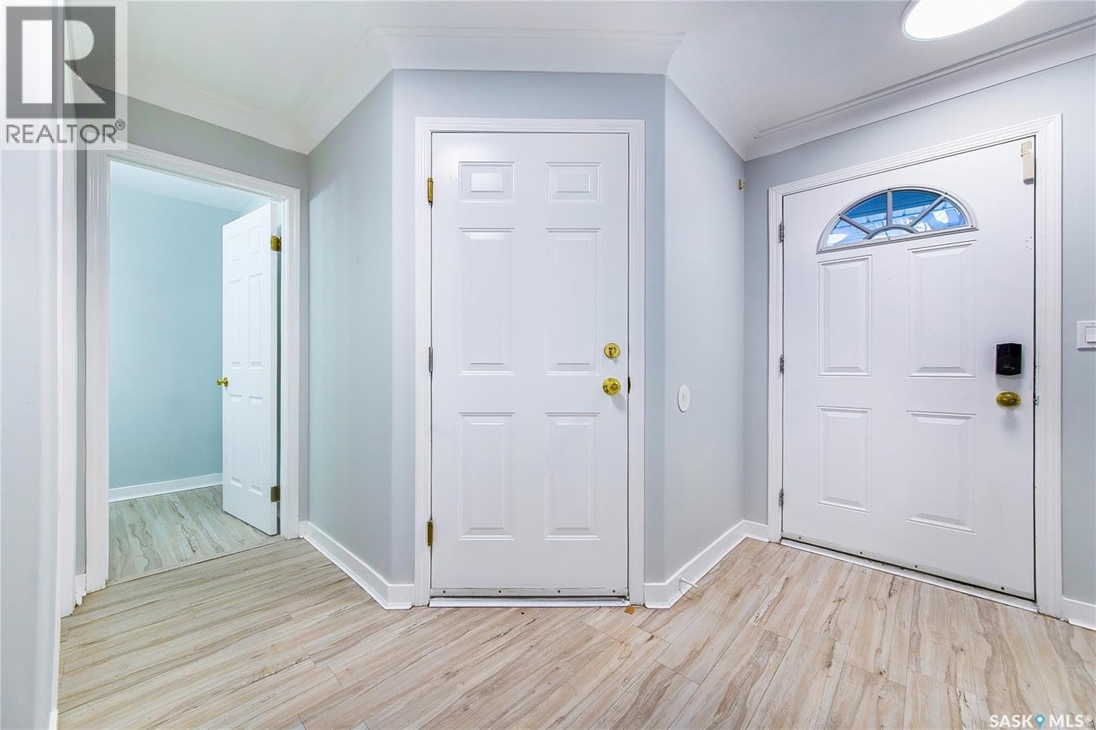 28 215 Pinehouse DRIVE — photo 5