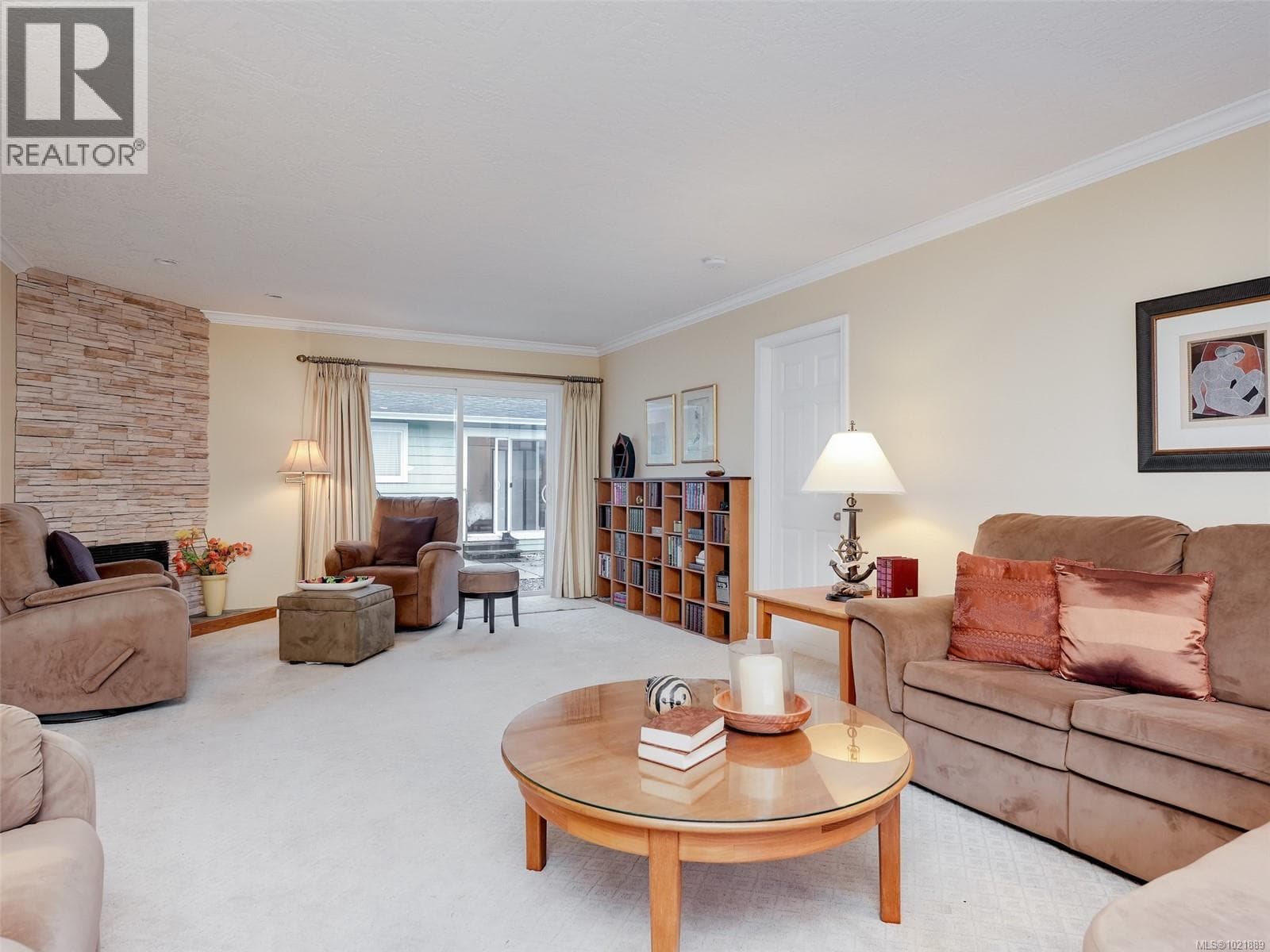 2087 James White Blvd — photo 3