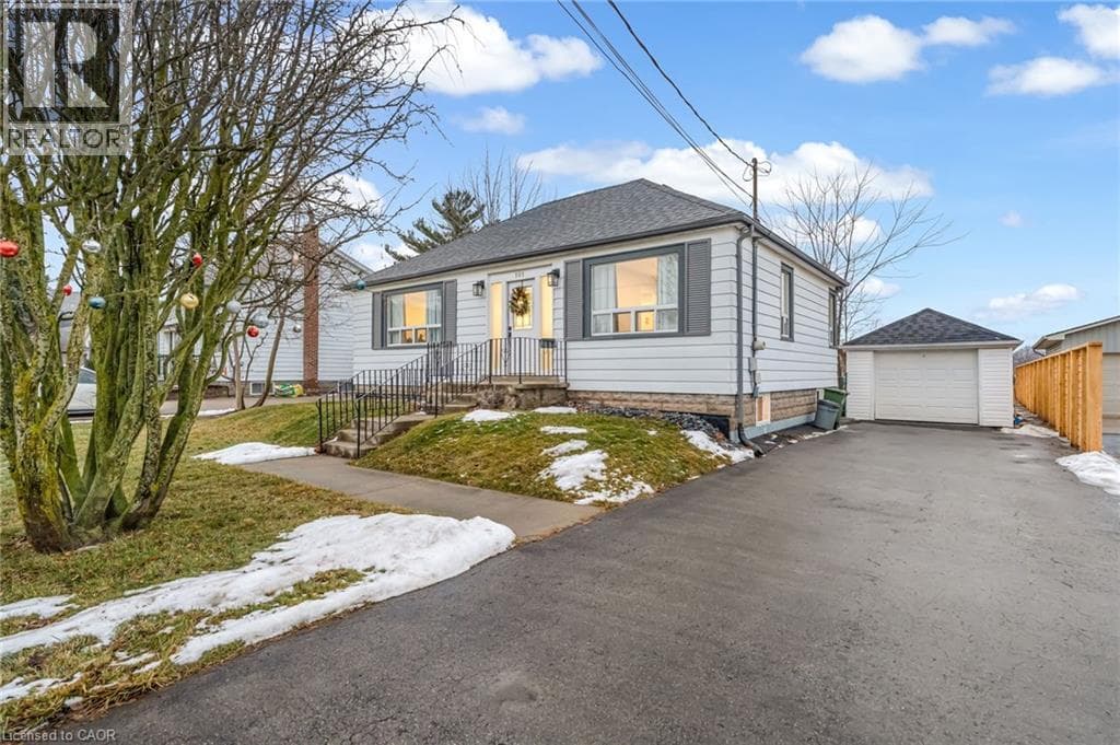 101 CORMAN AVENUE — photo 4