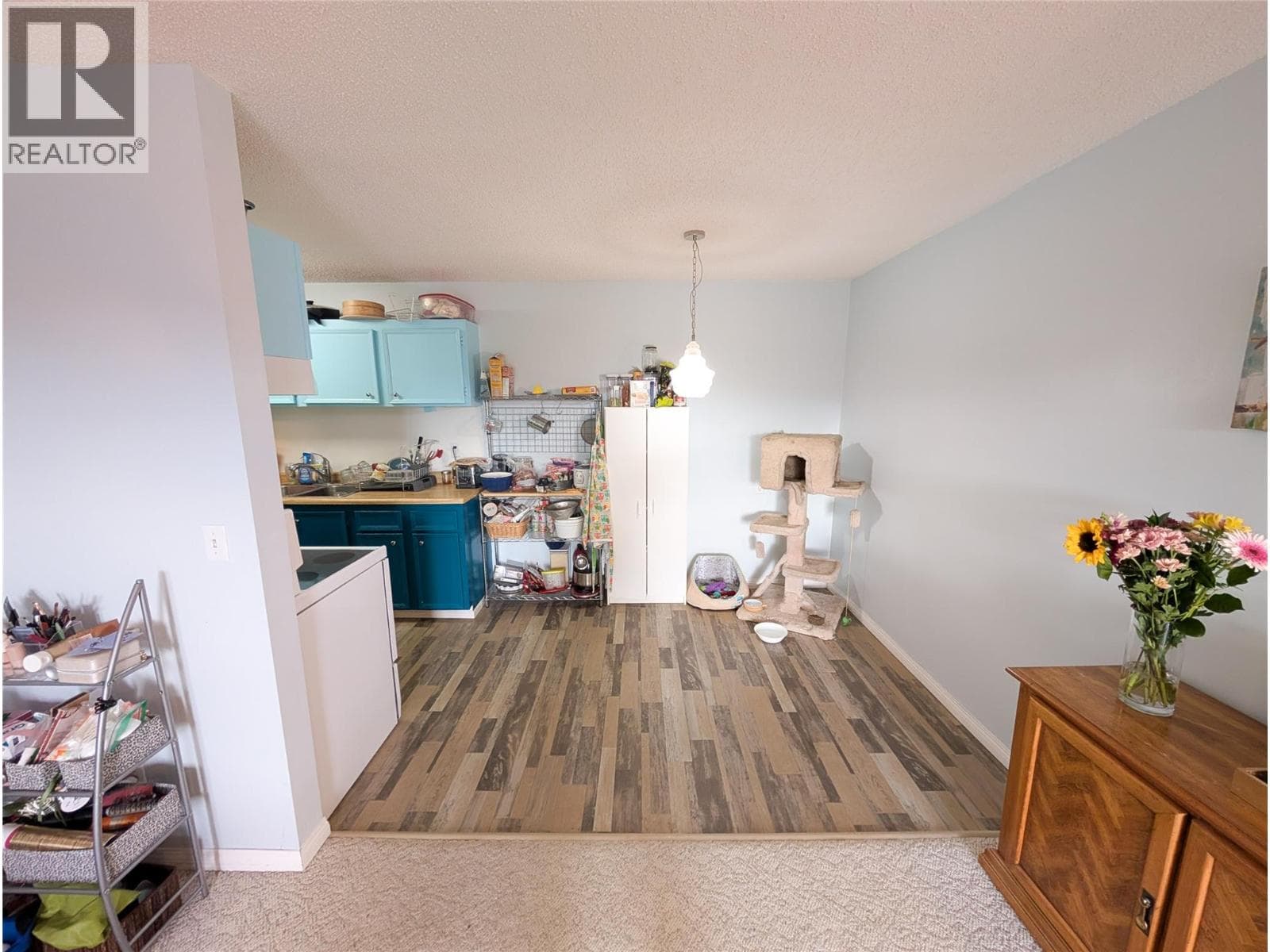 280 ALDER DRIVE UNIT 206 — photo 2
