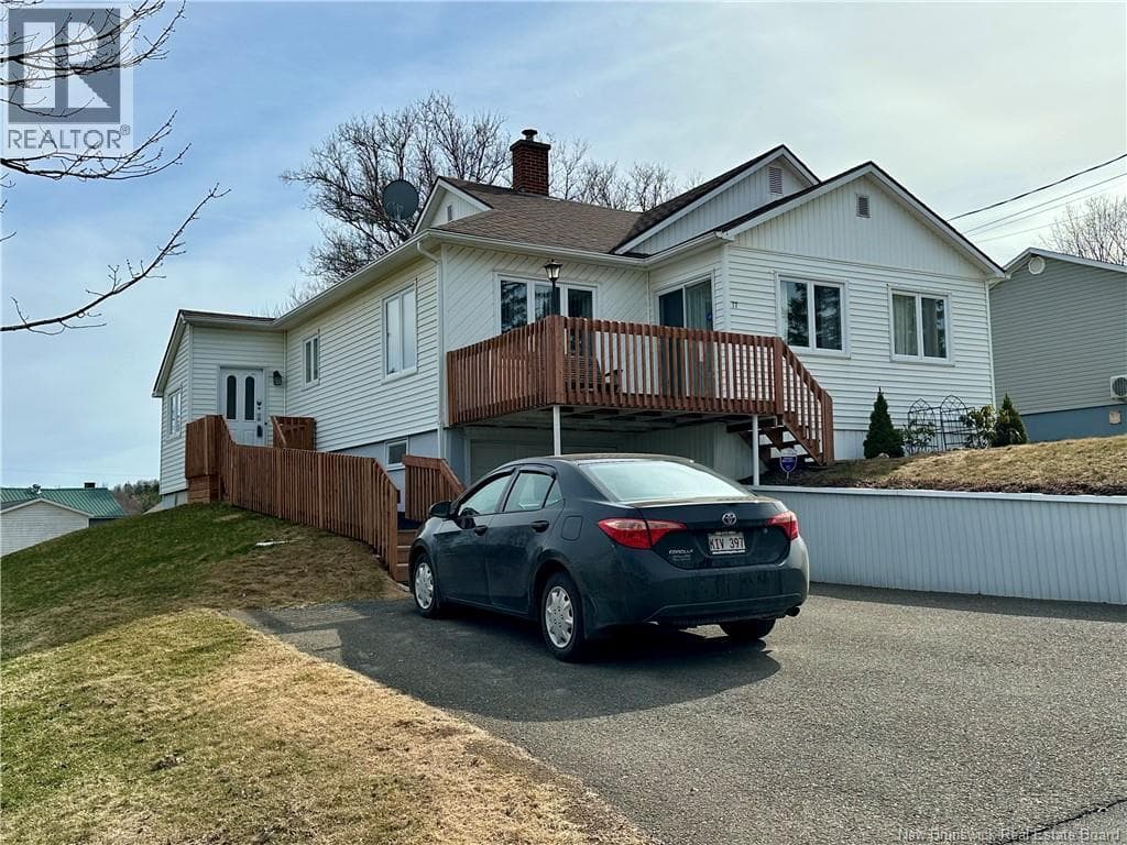 77 FRASER STREET — photo 2