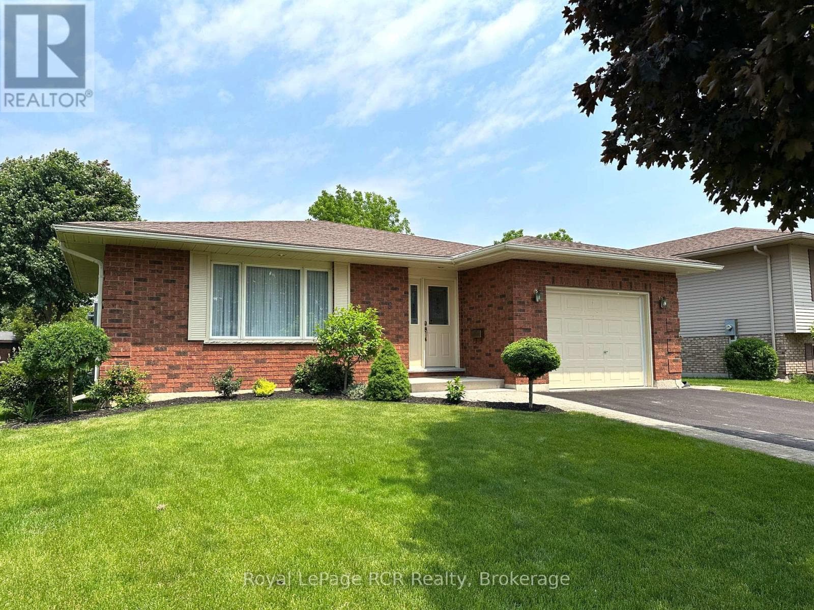 218 4TH STREET CRESCENT in 