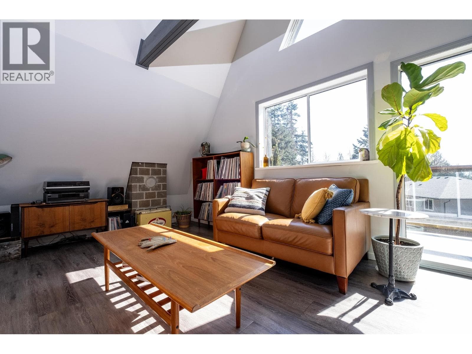 6563 ANCHOR PLAZA in 
