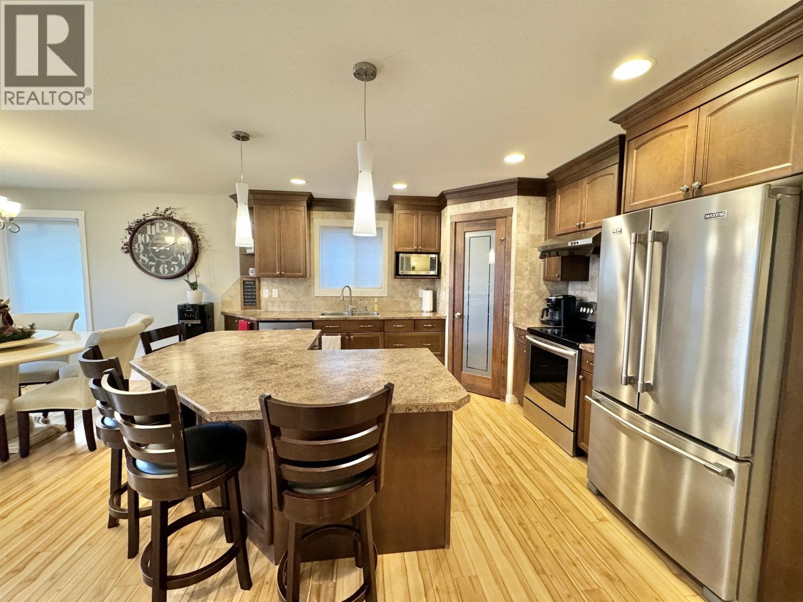 116 EAGLE CRESCENT — photo 4