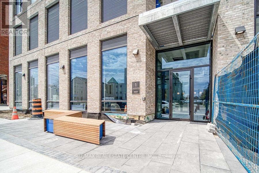 915 - 1 JARVIS STREET — photo 2