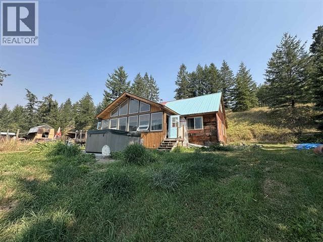 6831 SODA CREEK MACALISTER ROAD — photo 4