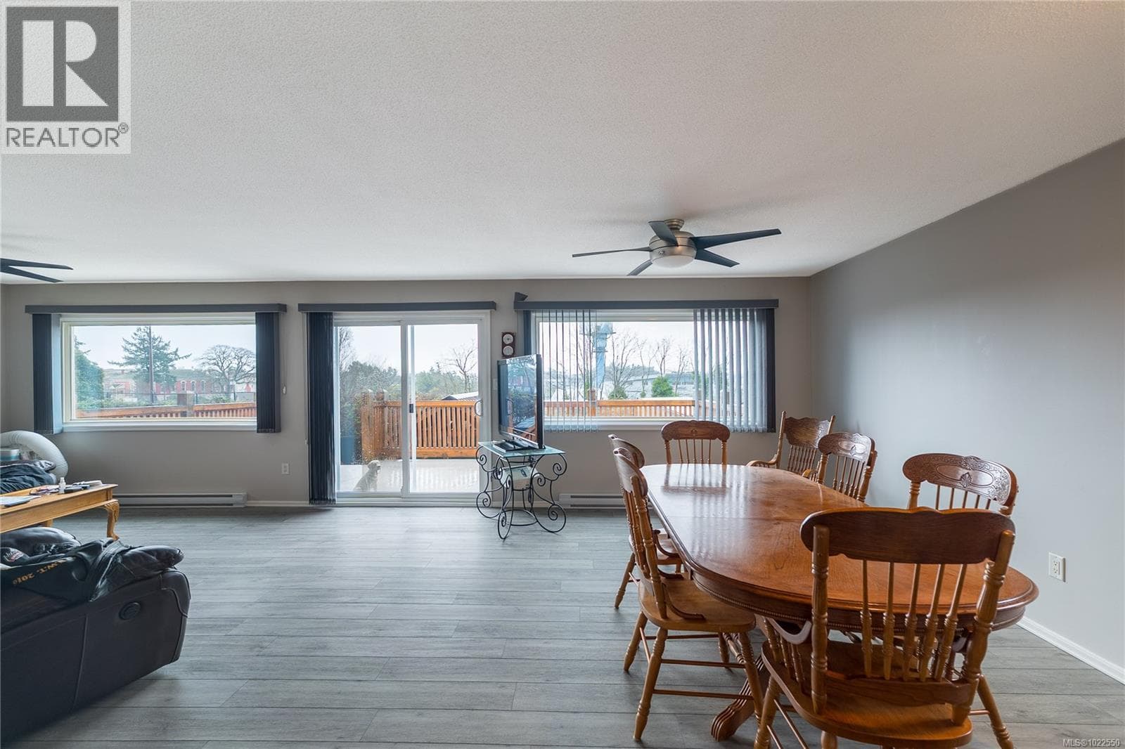 847 ADMIRALS ROAD, Victoria — photo 2