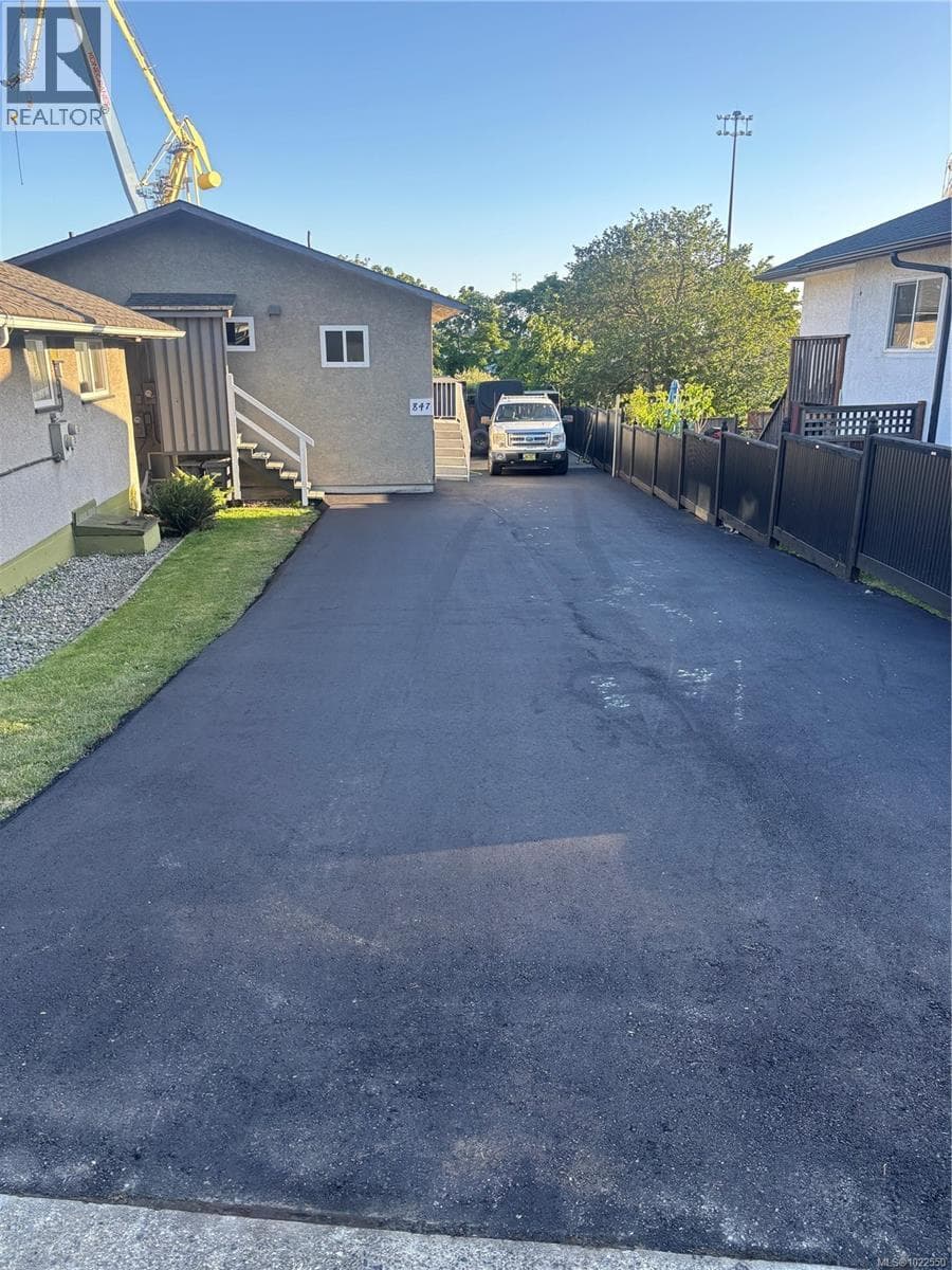 847 ADMIRALS ROAD, Victoria — photo 3